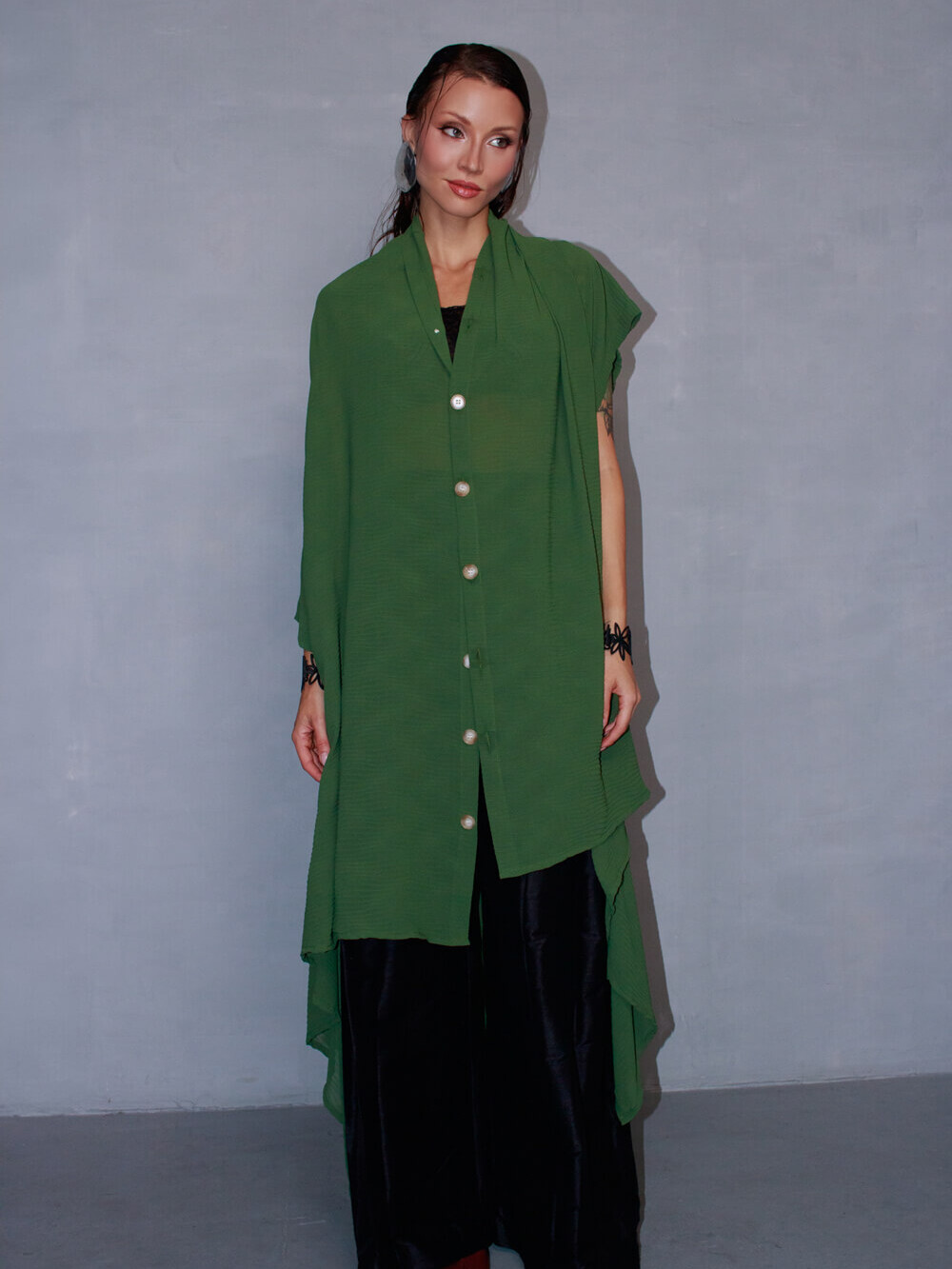 ECO_BRUTALIS-50 ECO_BRUTALIS-53 Balangada plissado verde, tecido plissado, marca luan valloto, slow fashion moda sustentável