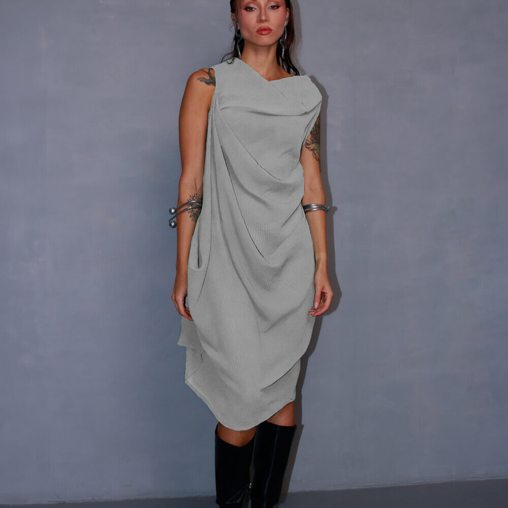 ECO_BRUTALIS-50 ECO_BRUTALIS-53 vestido jiboia, tecido PLISSADO, marca luan valloto, slow fashion moda sustentável